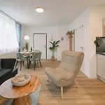 Modernes 2-zimmer Themen-apartment Im Zentrum * Bayreuth