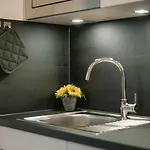Daire Modernes 2-zimmer Themen-apartment Im Zentrum